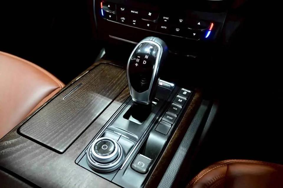 2019 Maserati Ghibli Tipo M157 2