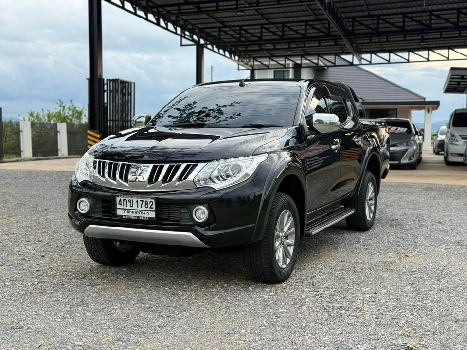 2015 Mitsubishi Triton V 3