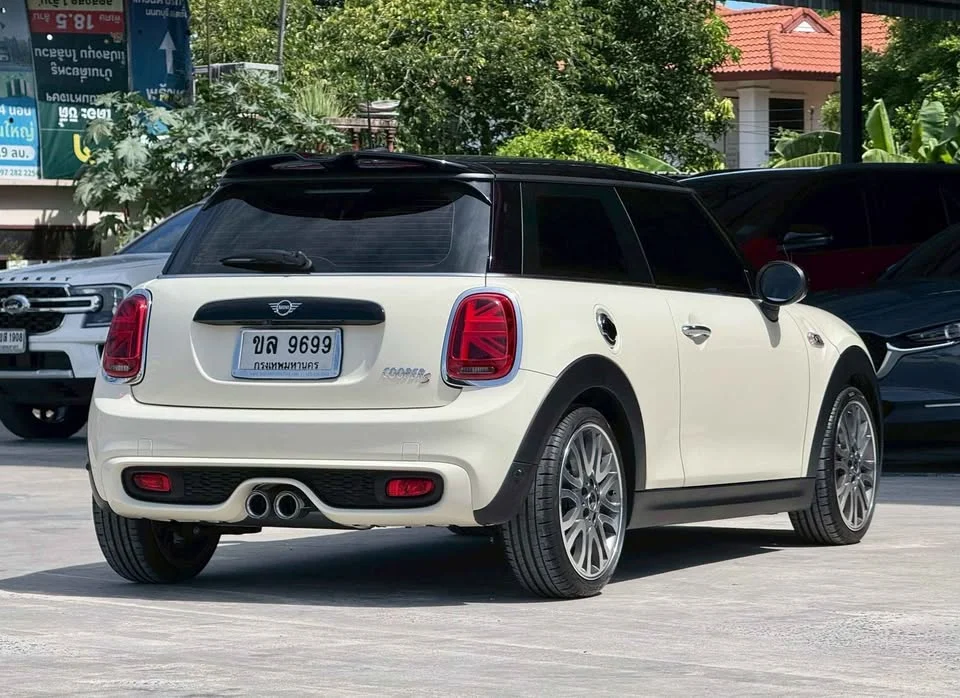 2019 Mini Hatch  III 3