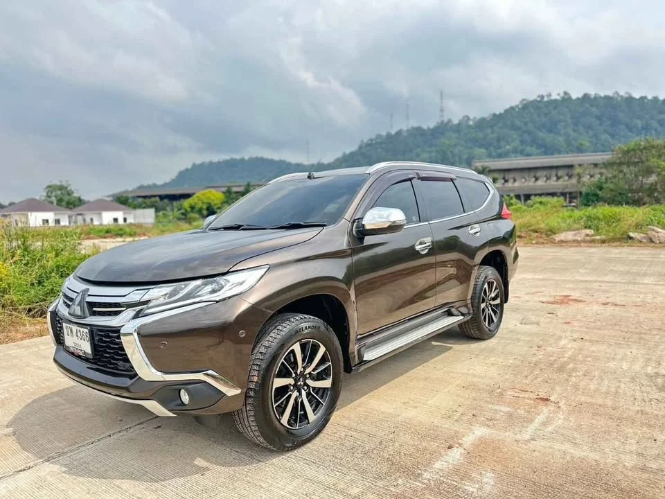 2017 Mitsubishi Pajero Sport III 2