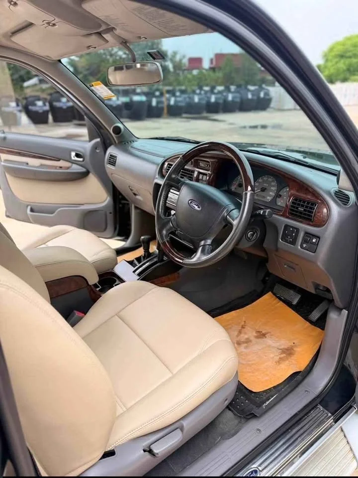 2007 Ford Everest I 2