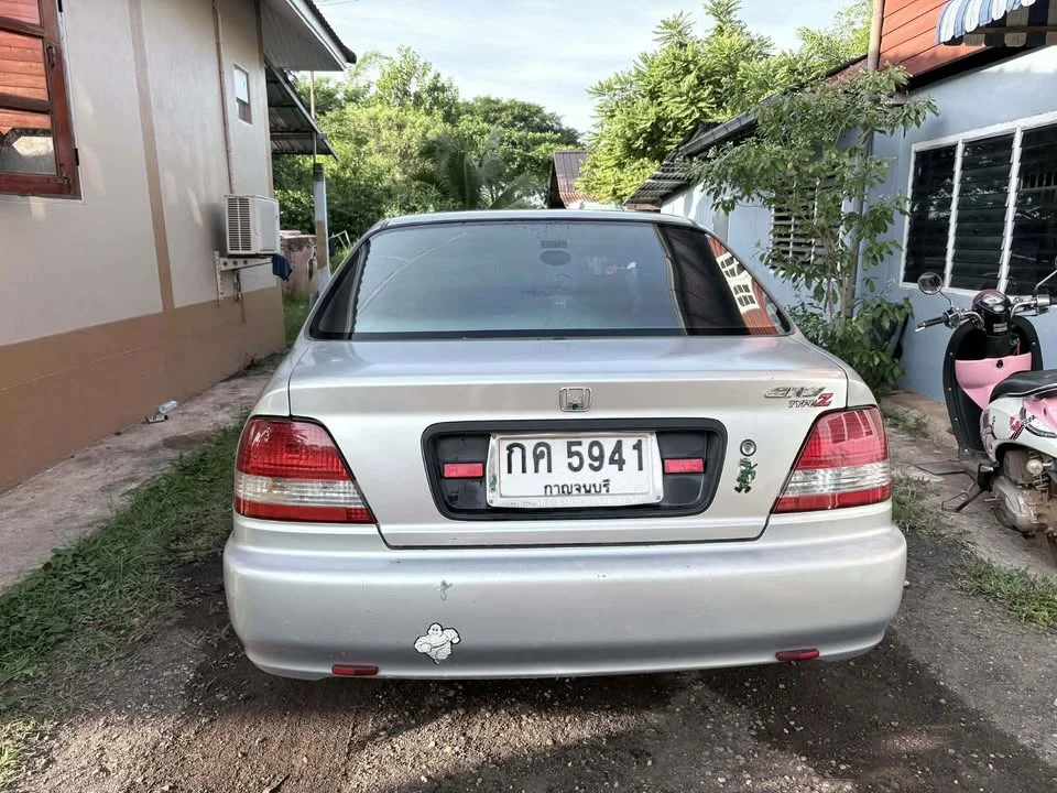2000 Honda City III 2