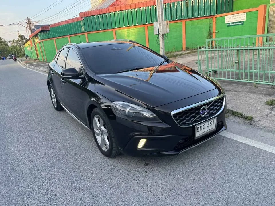 2016 Volvo V40 II 3