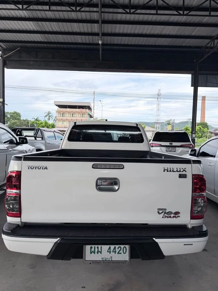 2013 Toyota Hilux VII 3
