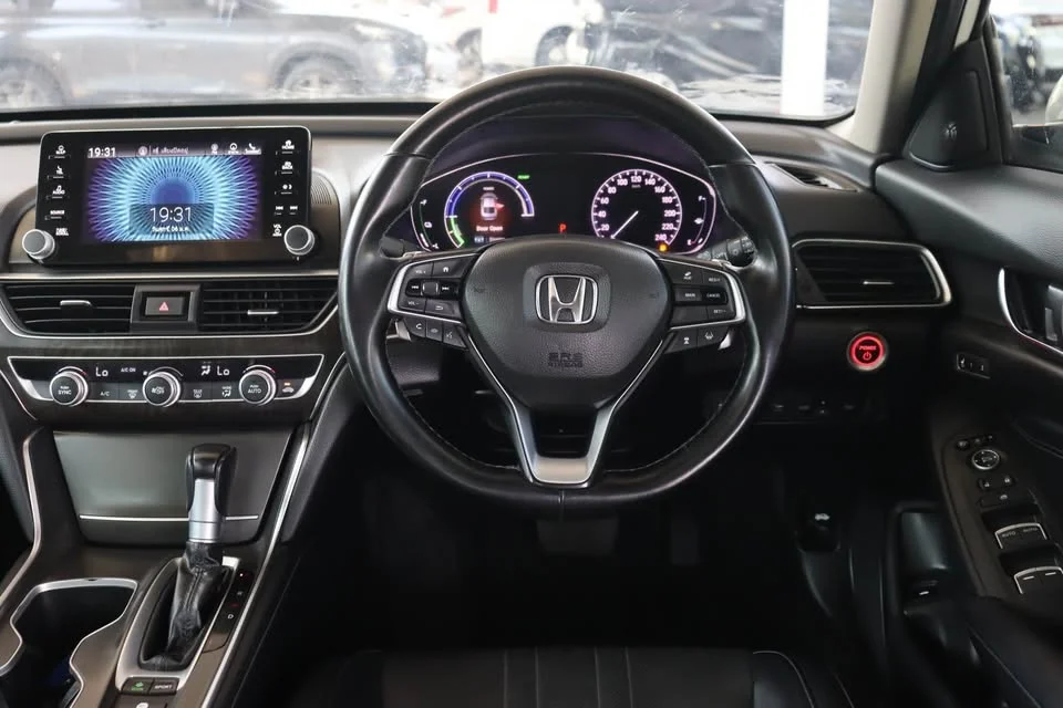 2020 Honda Accord X 2
