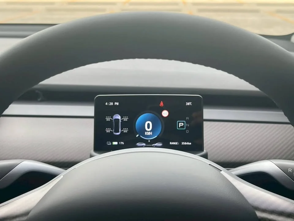 2023 Tesla Model Y 3