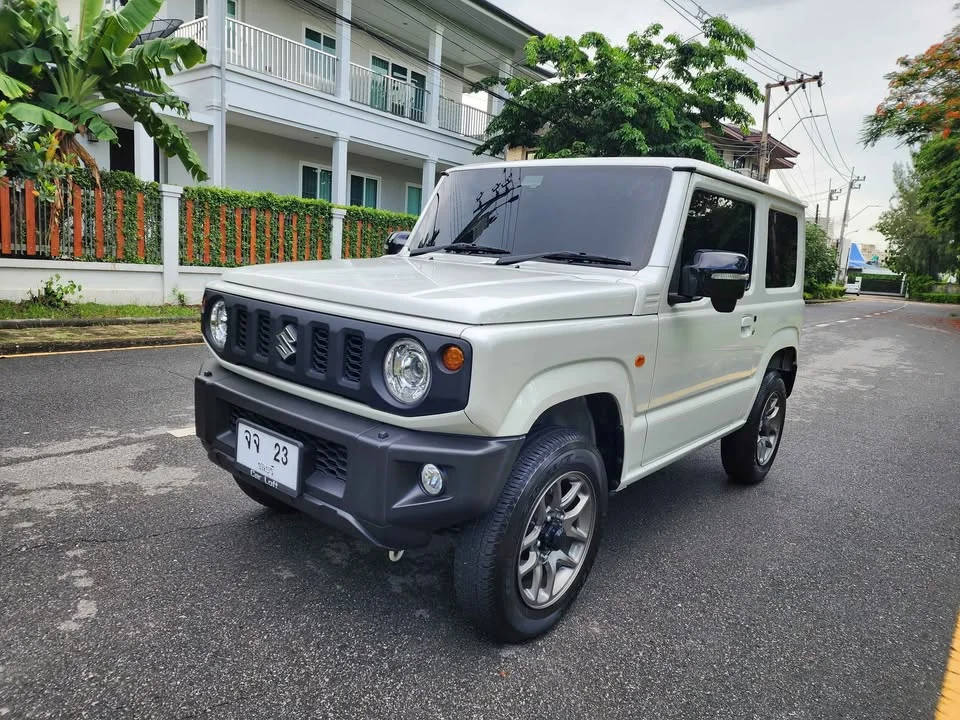2022 Suzuki Jimny IV 2