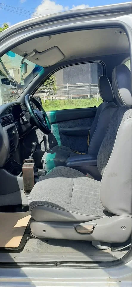2001 Mazda 2500 Fighter V 3