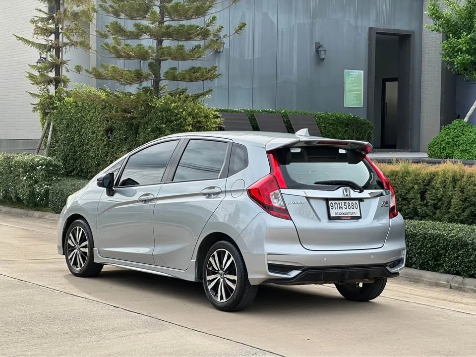 2020 Honda Jazz III 3