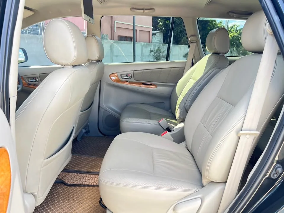2011 Toyota Innova I 3
