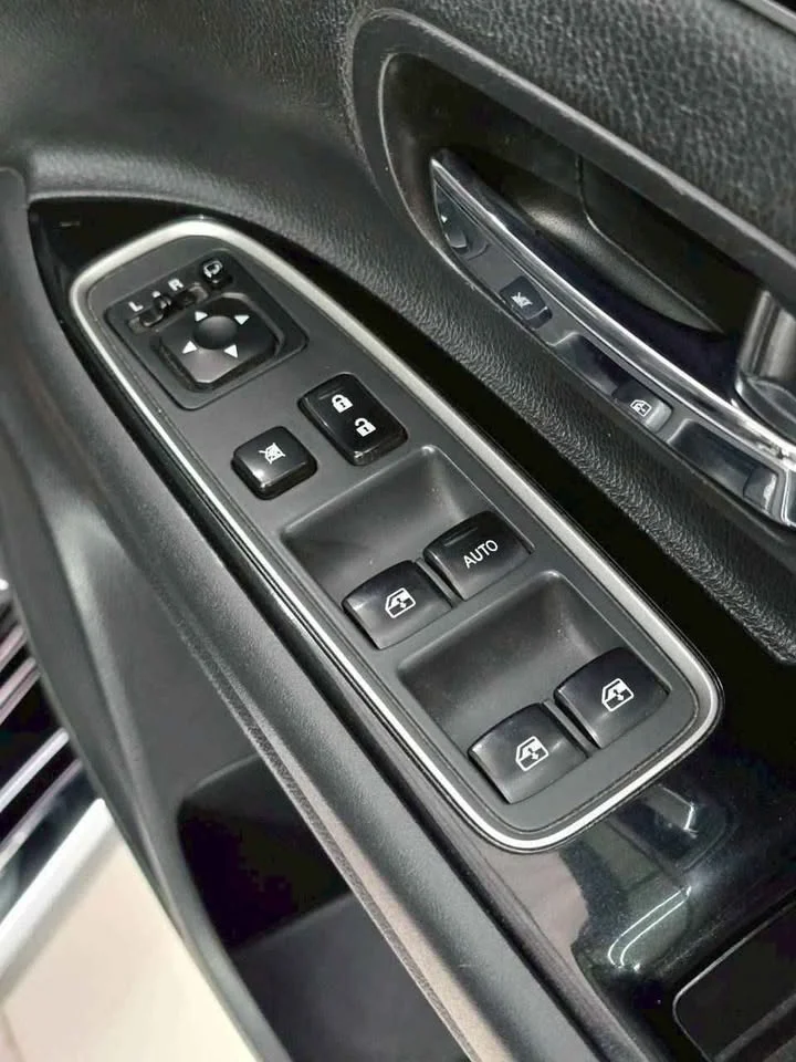 2021 Mitsubishi Outlander III 2