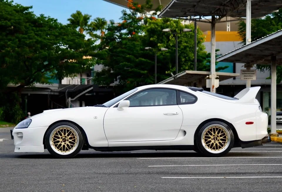 1996 Toyota Supra IV (A80) 3