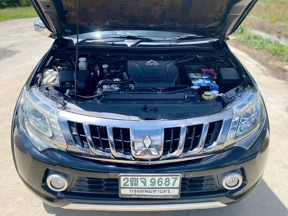 2017 Mitsubishi Triton V 2