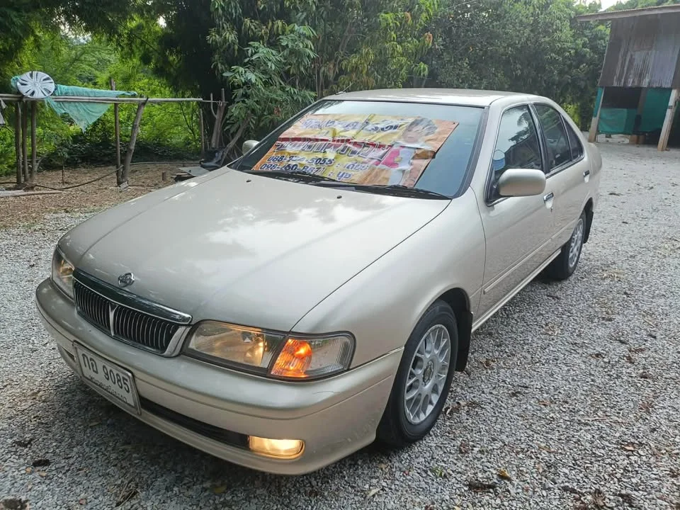 2002 Nissan Sunny IV 2