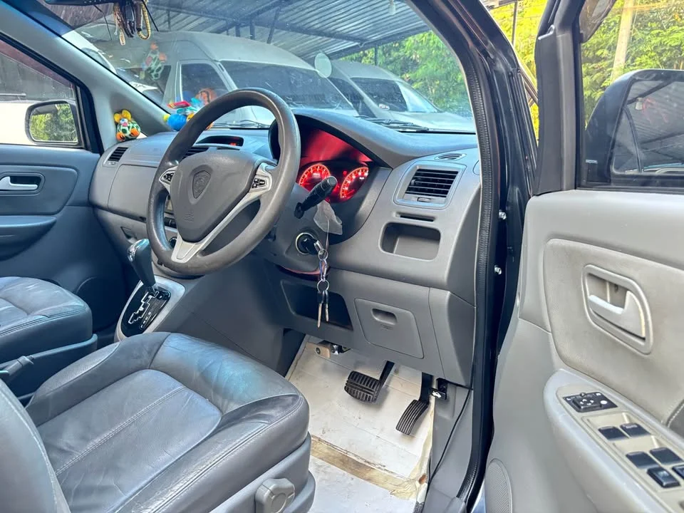 2010 Proton Exora 2