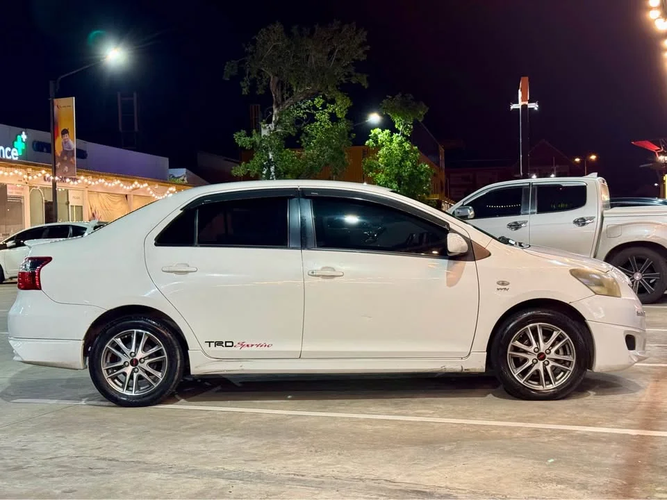 2010 Toyota Vios II 3