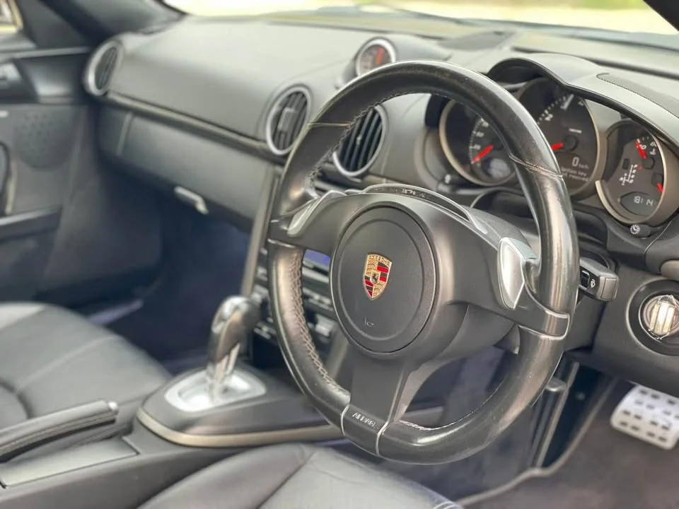 2011 Porsche Boxster and Cayman II 3