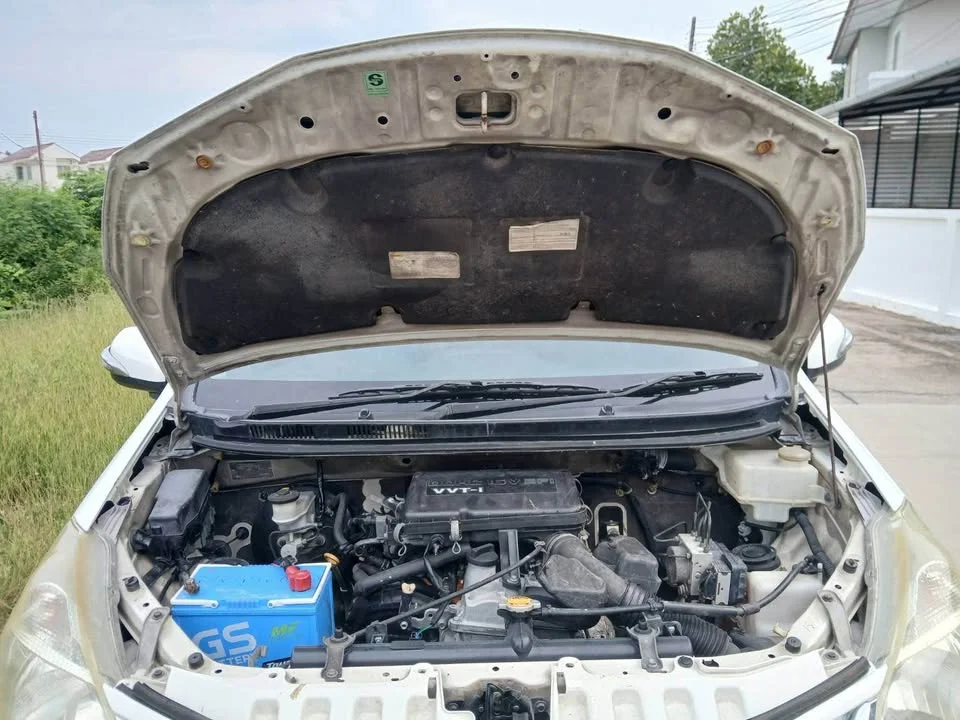 2012 Toyota Avanza II 3