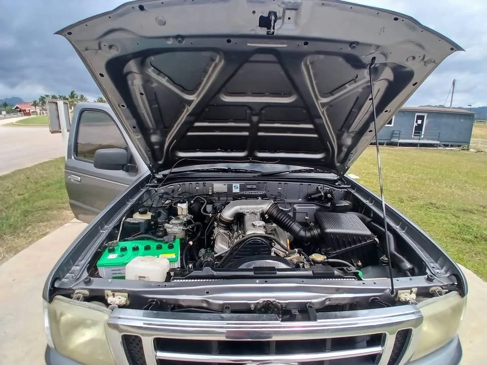 2005 Mazda 2500 Fighter V 3