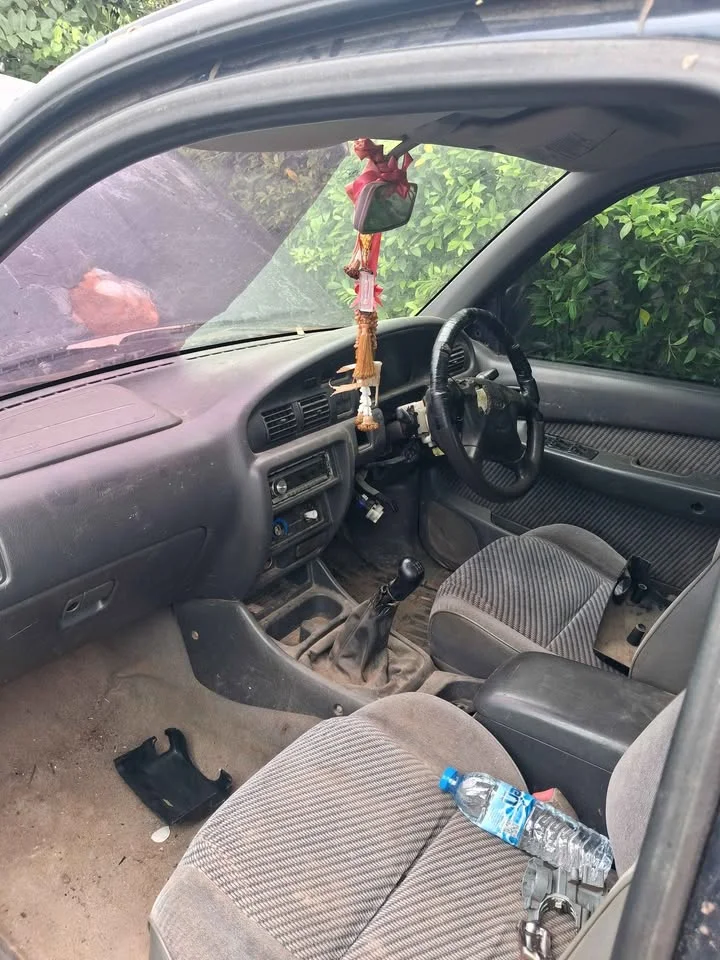 2001 Mazda 2500 Fighter V 2