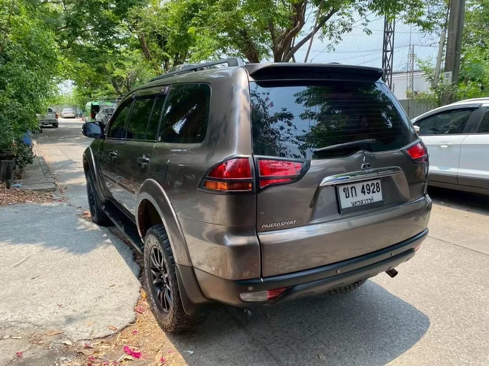 2012 Mitsubishi Pajero Sport II 3