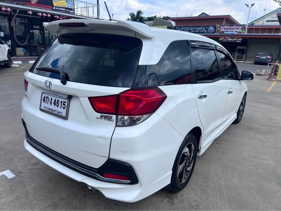 2015 Honda Mobilio II 2