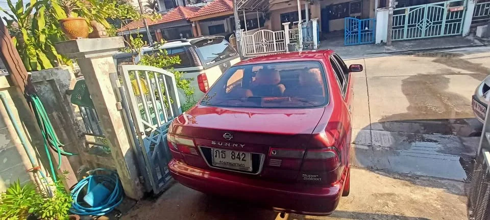 2000 Nissan Sunny IV 2