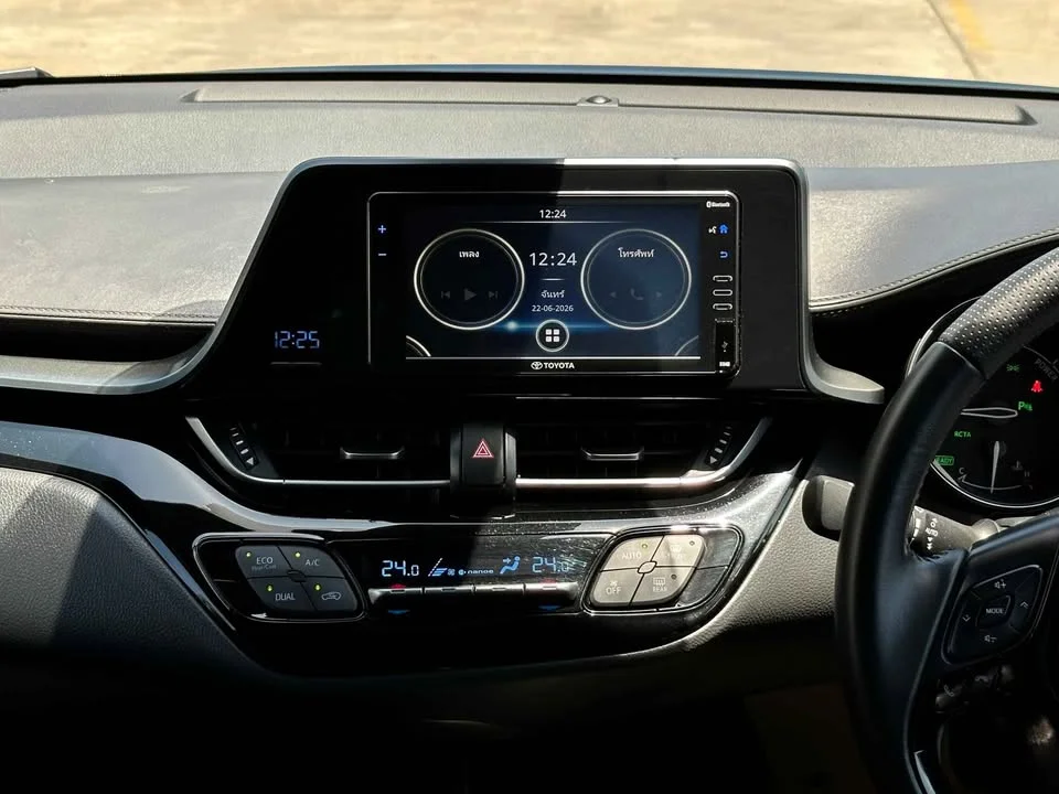 2022 Toyota C-HR I 3