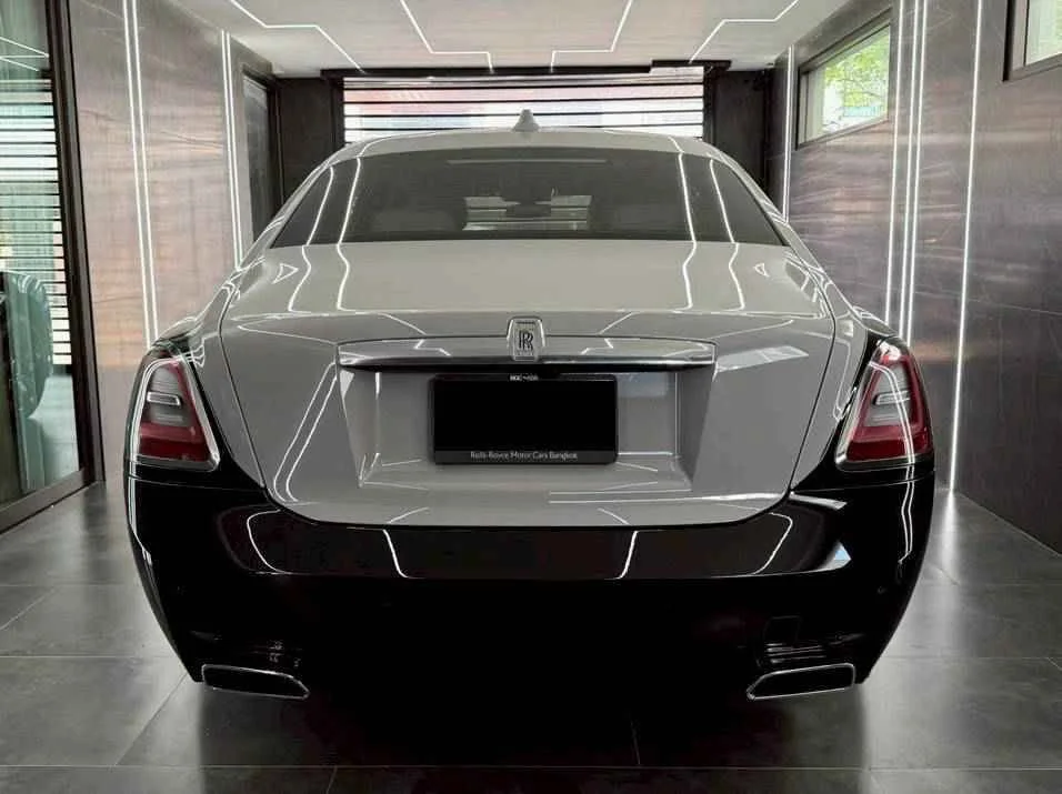 2022 Rolls-Royce Ghost II 3