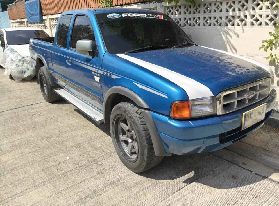 2001 Mazda 2500 Fighter V 3