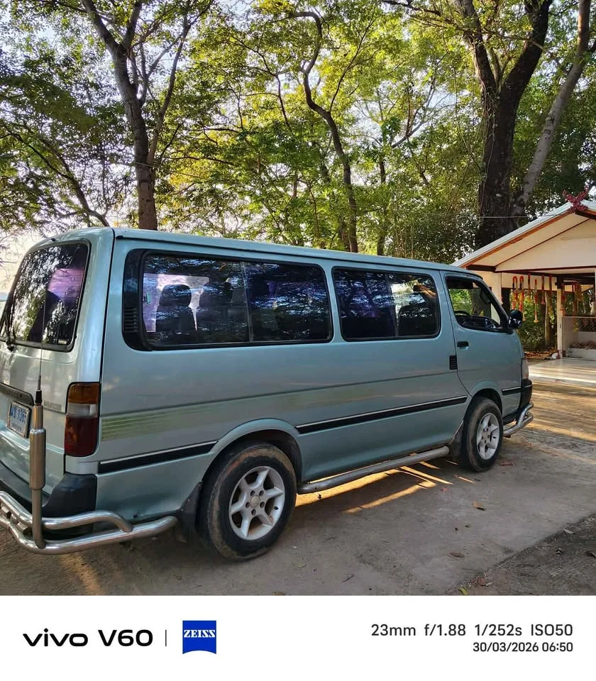 1996 Toyota Commuter IV (H100) 2