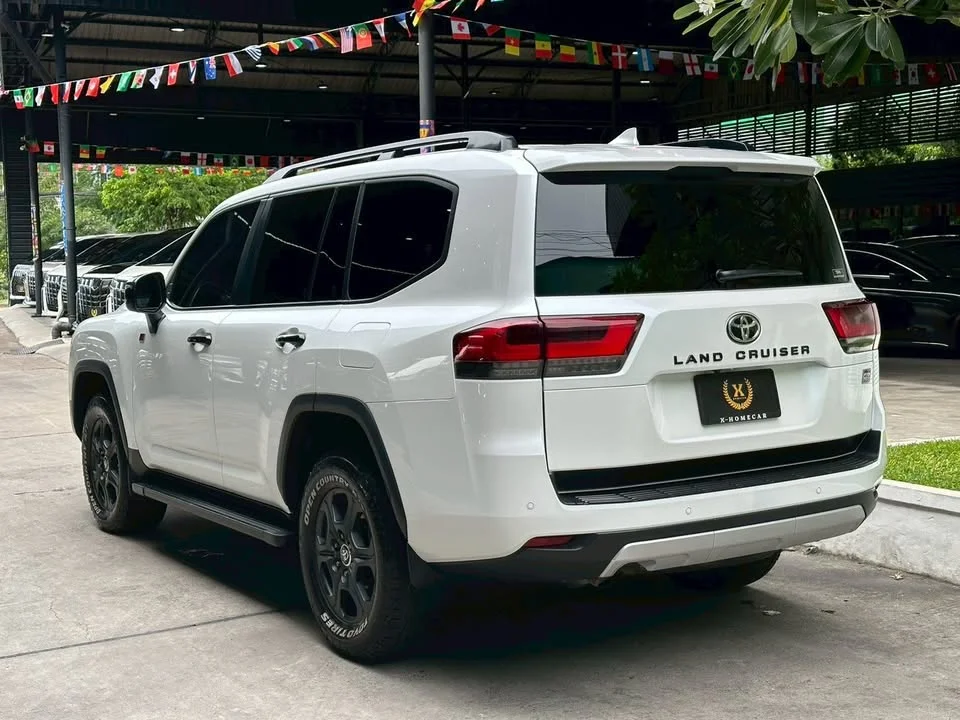 2022 Toyota Land Cruiser J300 2