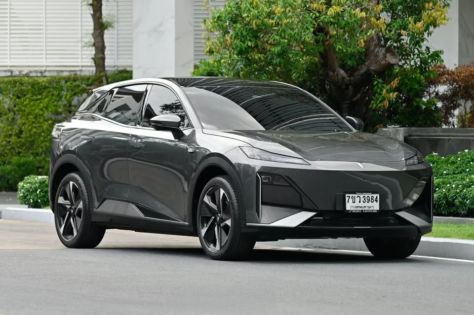 2024 Deepal S07 3