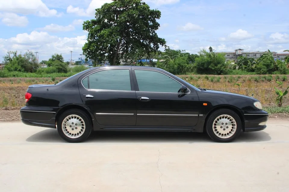 2003 Nissan Cefiro III (A33) 3