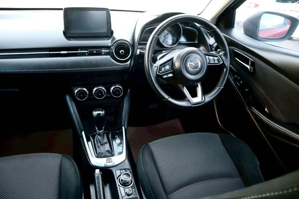 2019 Mazda 2 III 3