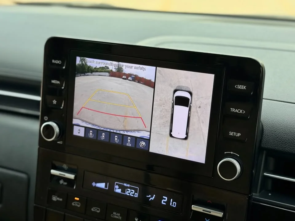 2023 Hyundai Staria US4 3