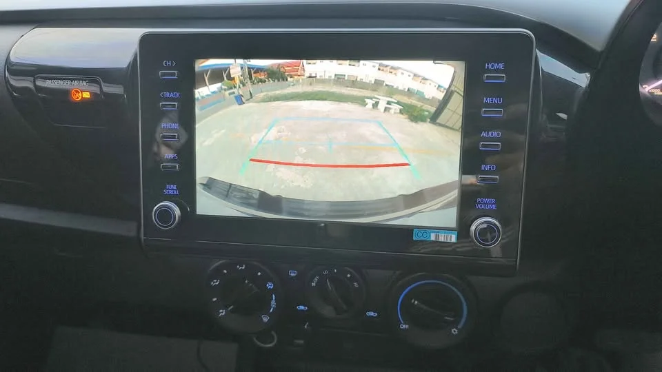 2021 Toyota Hilux VIII 2