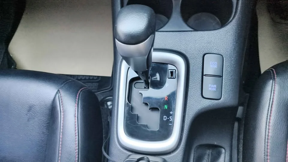 2021 Toyota Hilux VIII 3