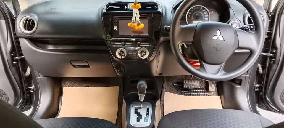 2013 Mitsubishi Mirage VI 3