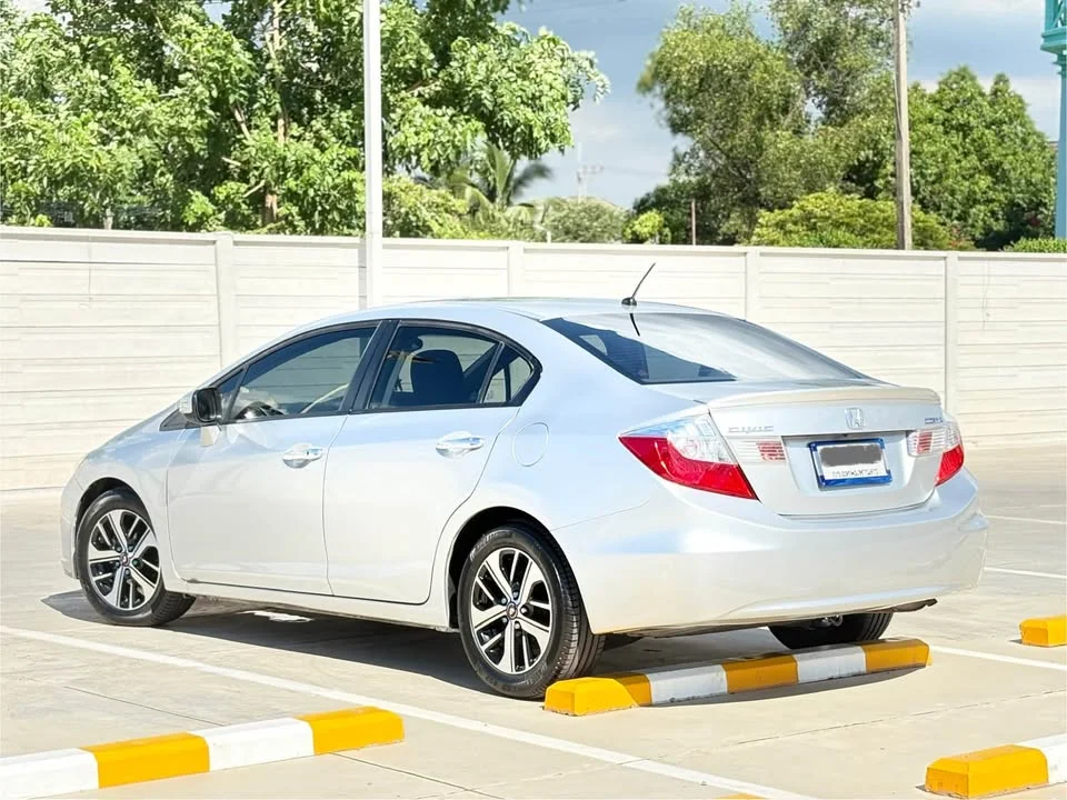 2014 Honda Civic IX 2