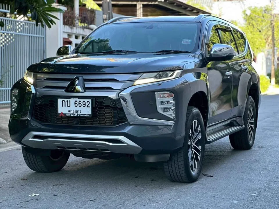 2019 Mitsubishi Pajero Sport III 3