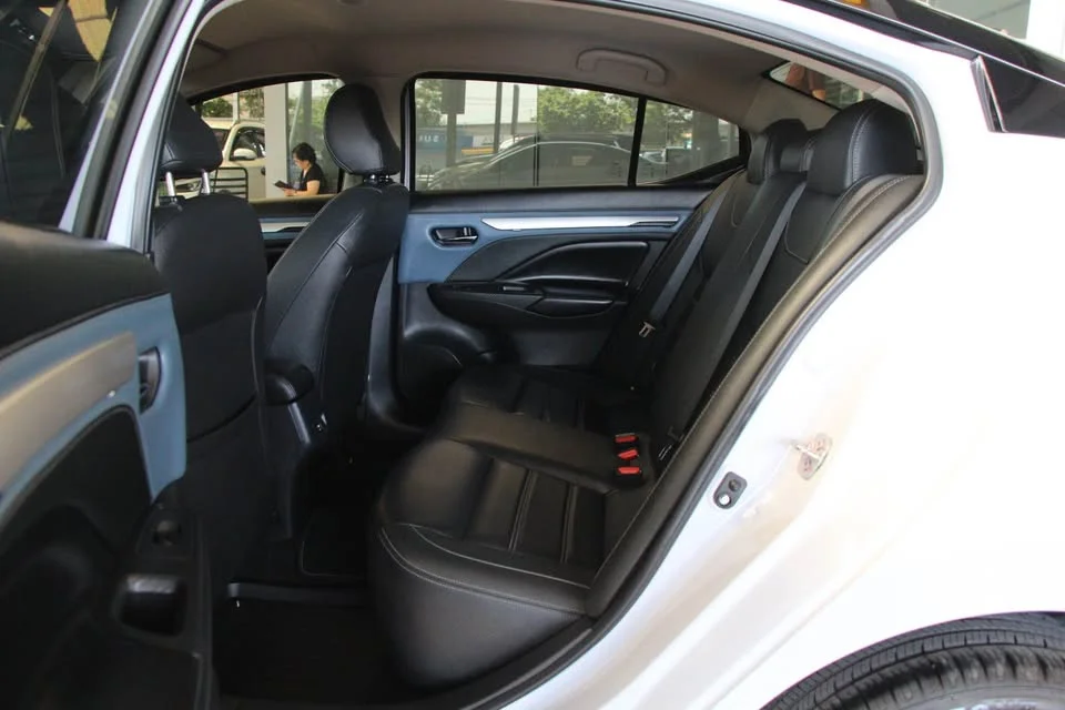 2023 Nissan Almera N18 3