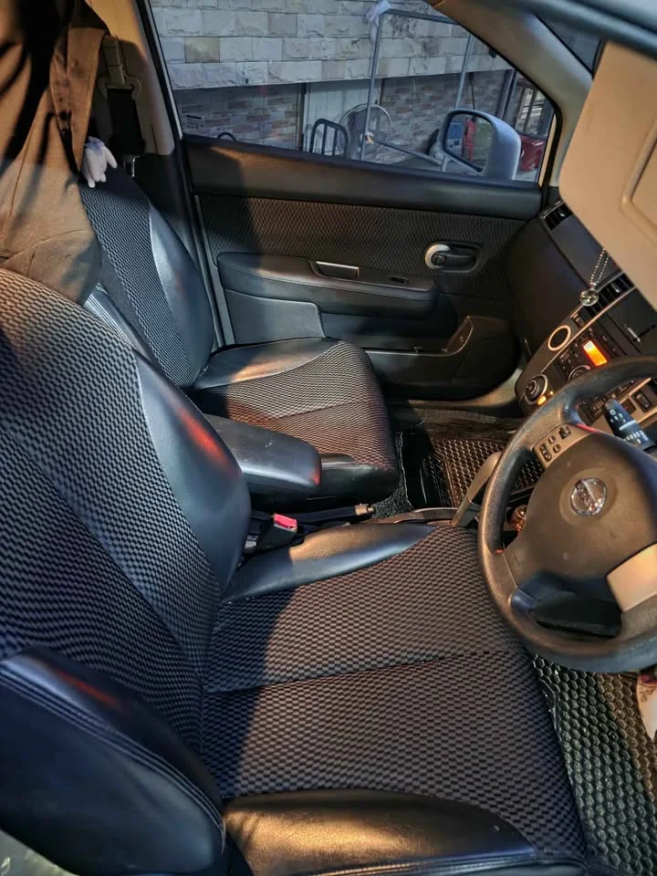 2012 Nissan Tiida I (C11) 3