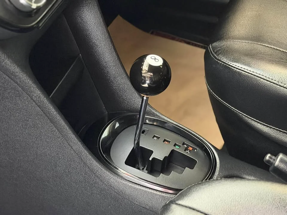 2017 Toyota Sienta II 3