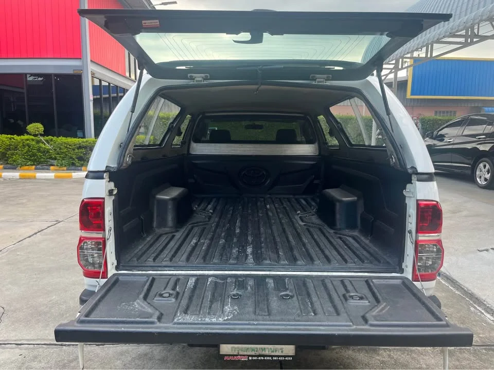 2014 Toyota Hilux VII 3