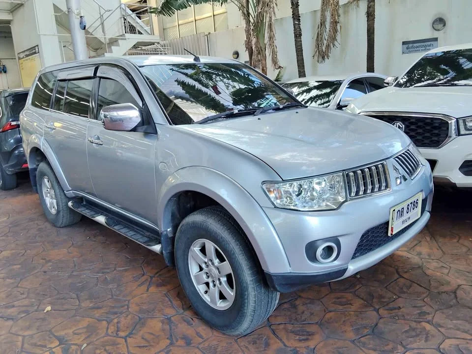 2008 Mitsubishi Pajero Sport II 2