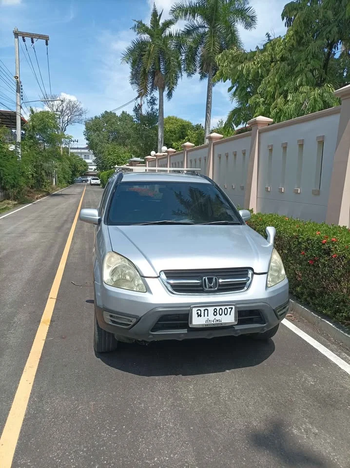 2003 Honda CR-V II 3