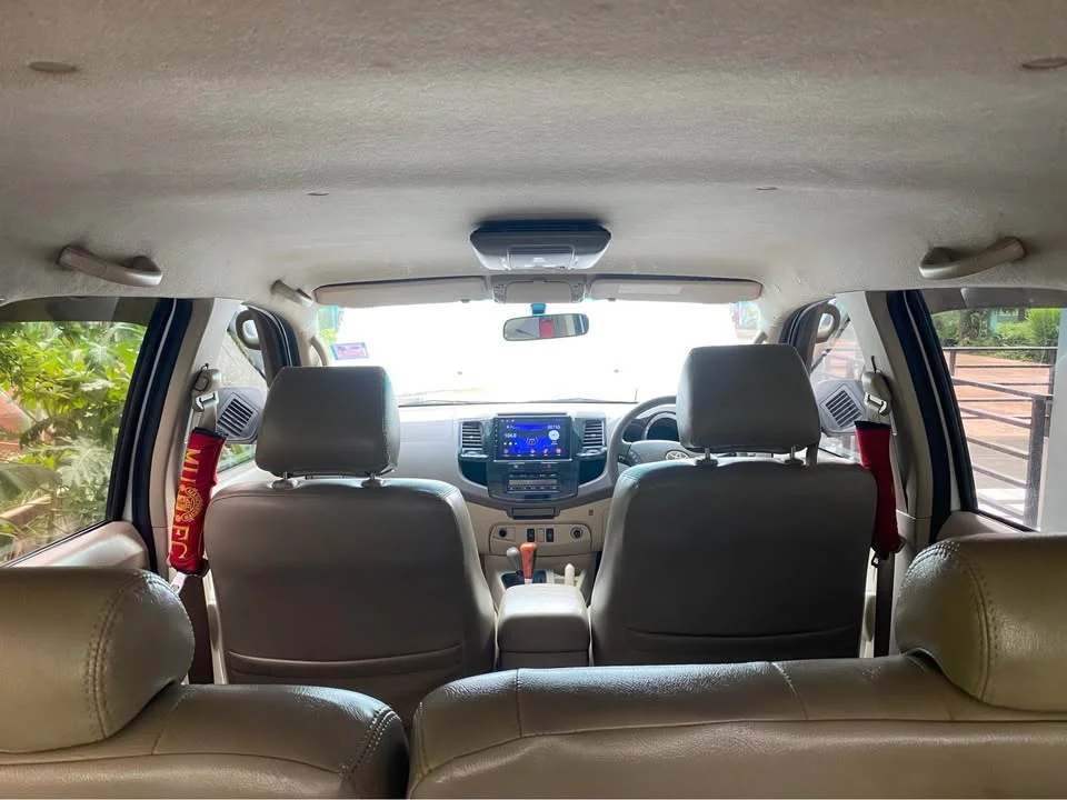 2005 Toyota Fortuner I 3