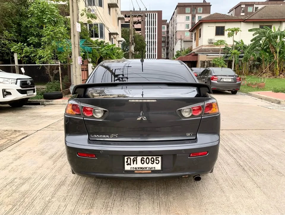 2010 Mitsubishi Lancer IX 2
