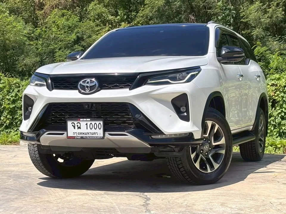 2023 Toyota Fortuner II 2